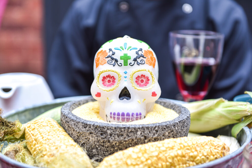 celebrating-the-mexican-festival-of-day-of-the-dead-brumyodo